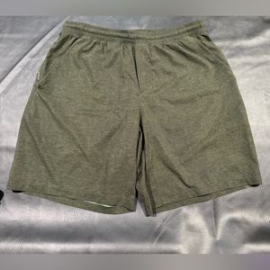 Lululemon Pacebreaker 9” linerless XL